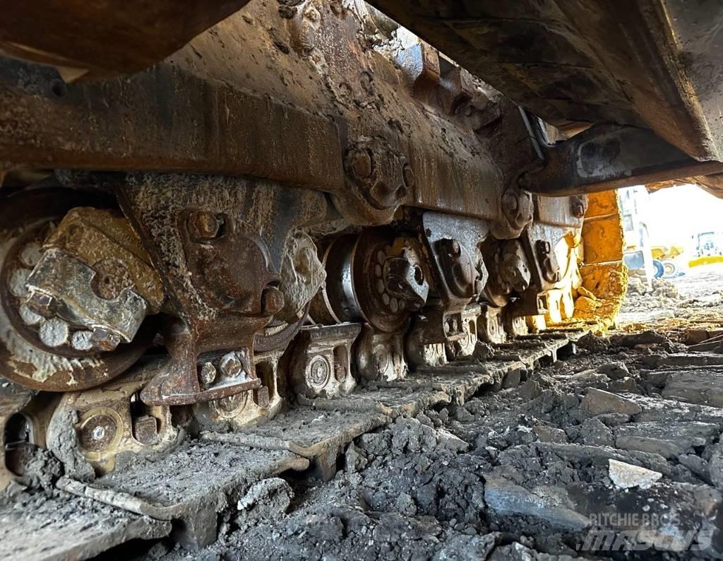 CAT D 9 T Crawler dozers