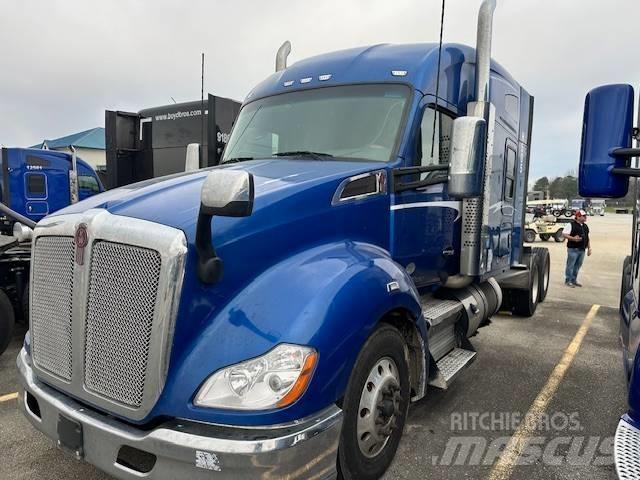 Kenworth T 680 Tractor Units