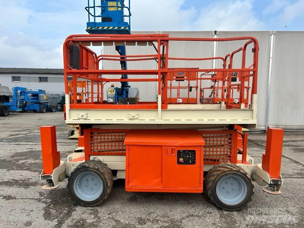 JLG 260 MRT Scissor lifts