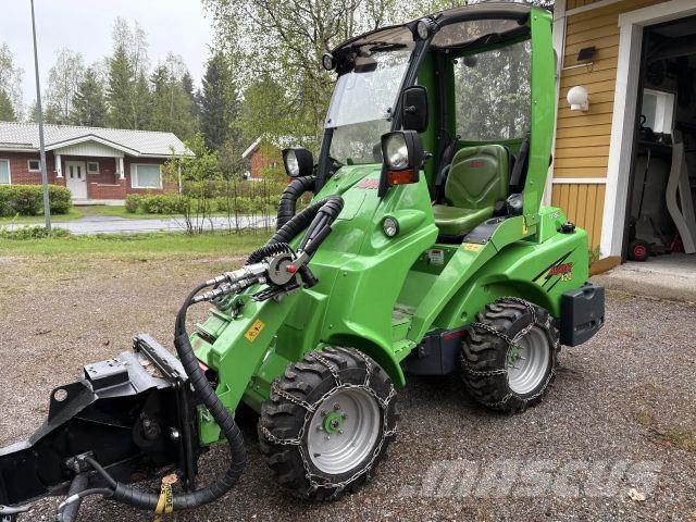 Avant 420 Mini loaders