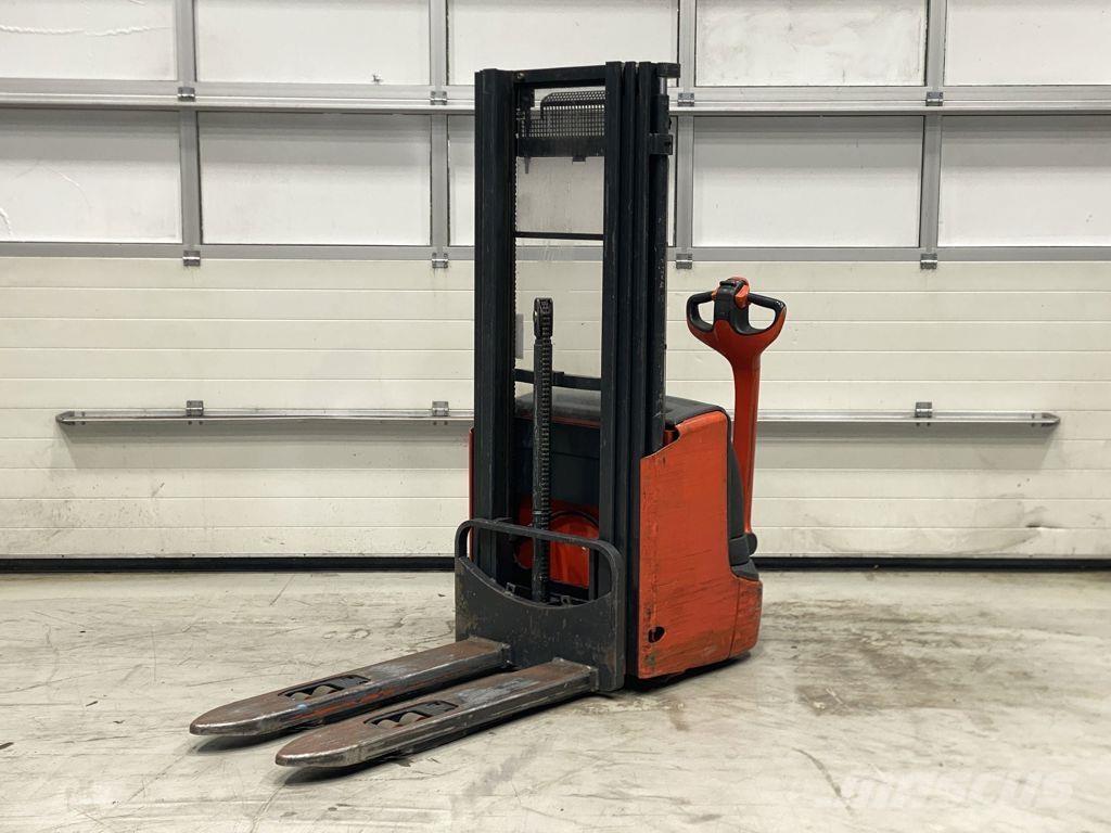 Linde L12I Pedestrian stacker
