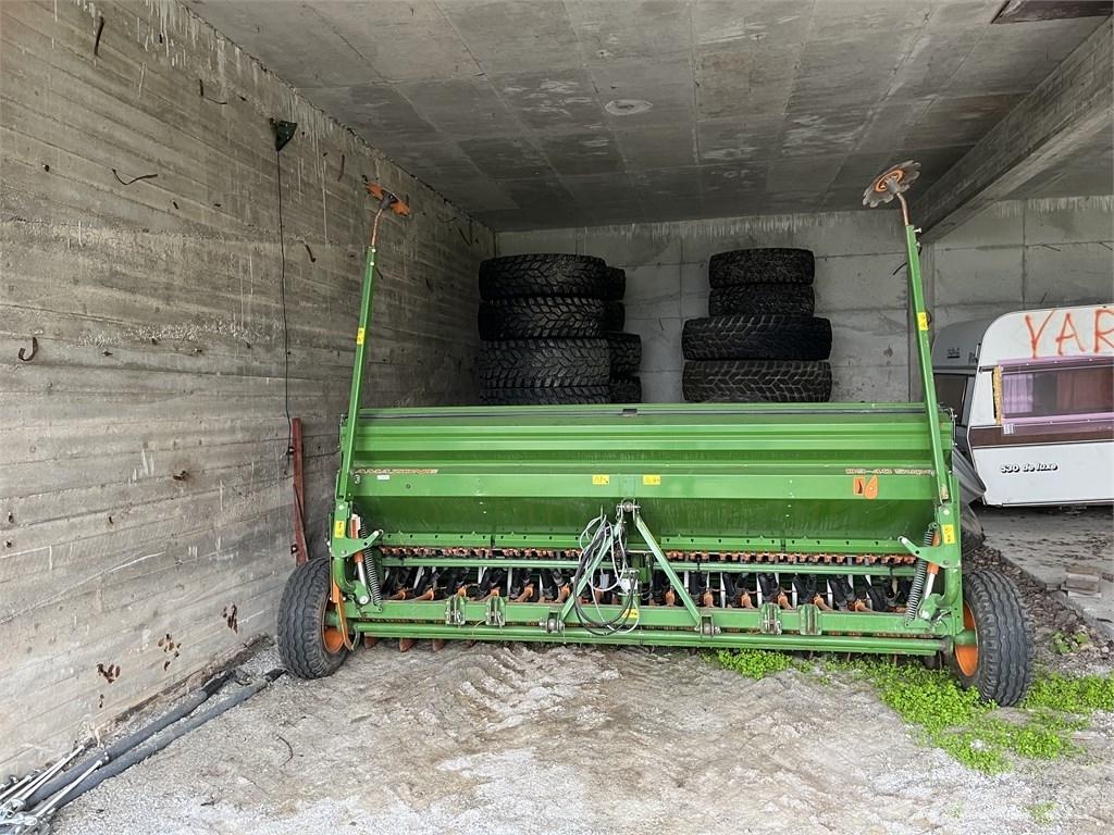 Amazone D9-40 Super Drills