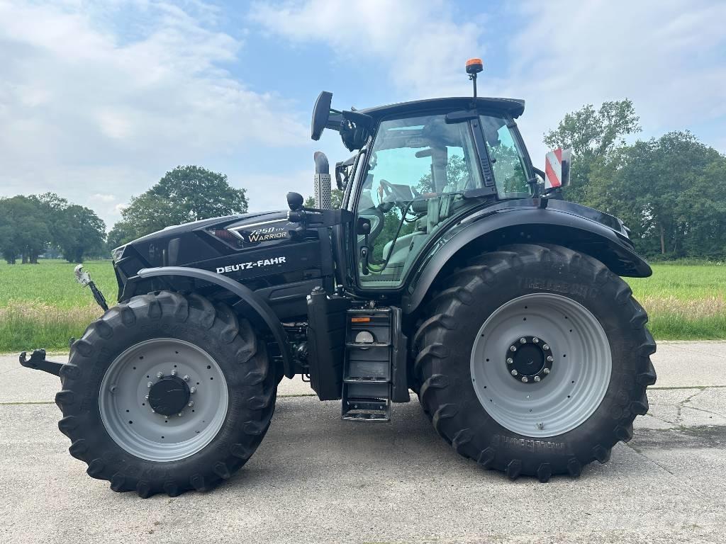 Deutz-Fahr 7250 Tractors