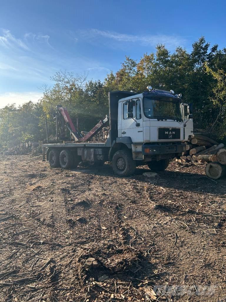 MAN F 2000 Timber trucks