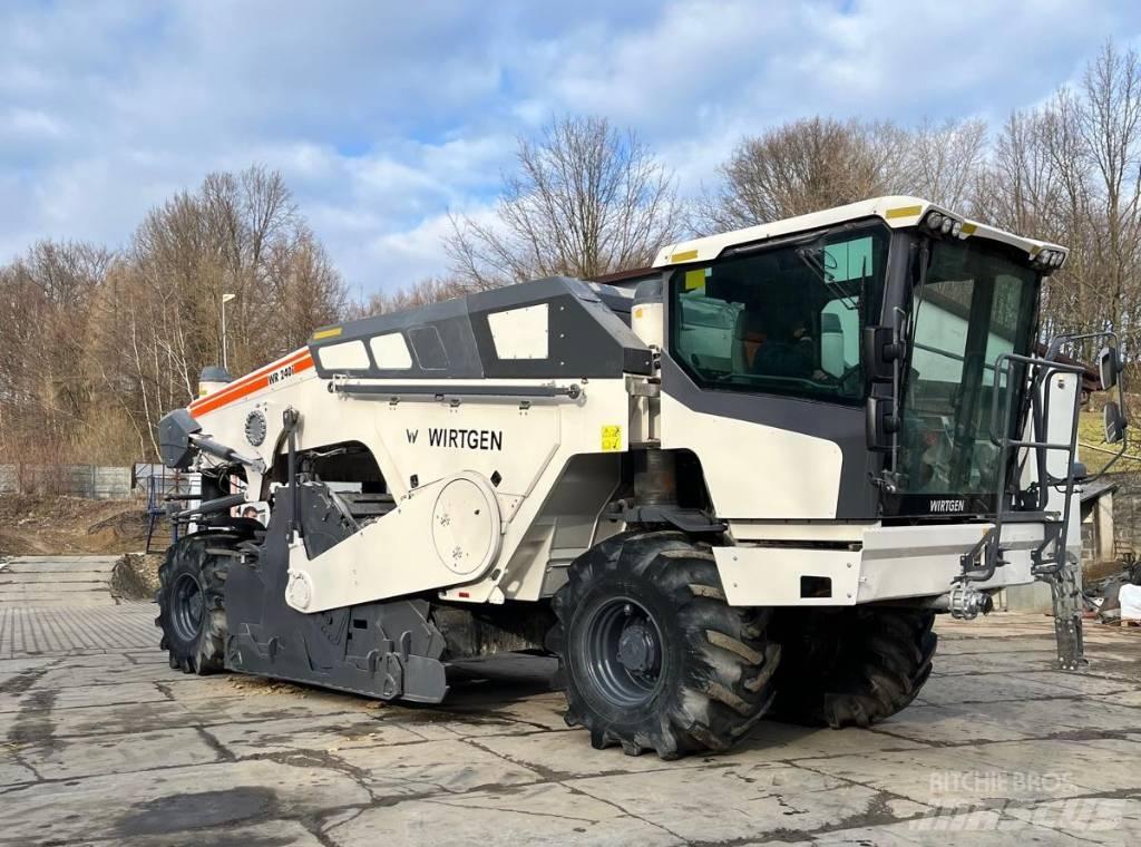 Wirtgen WR240i Asphalt recyclers