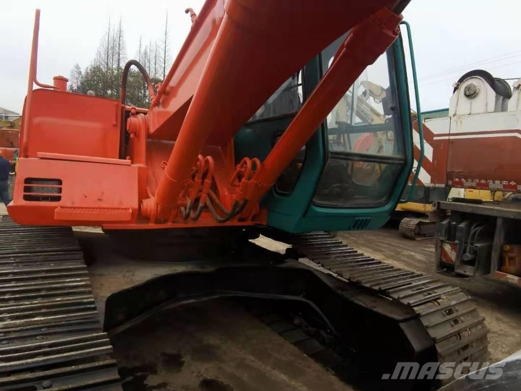 Hitachi EX 200 Crawler excavators