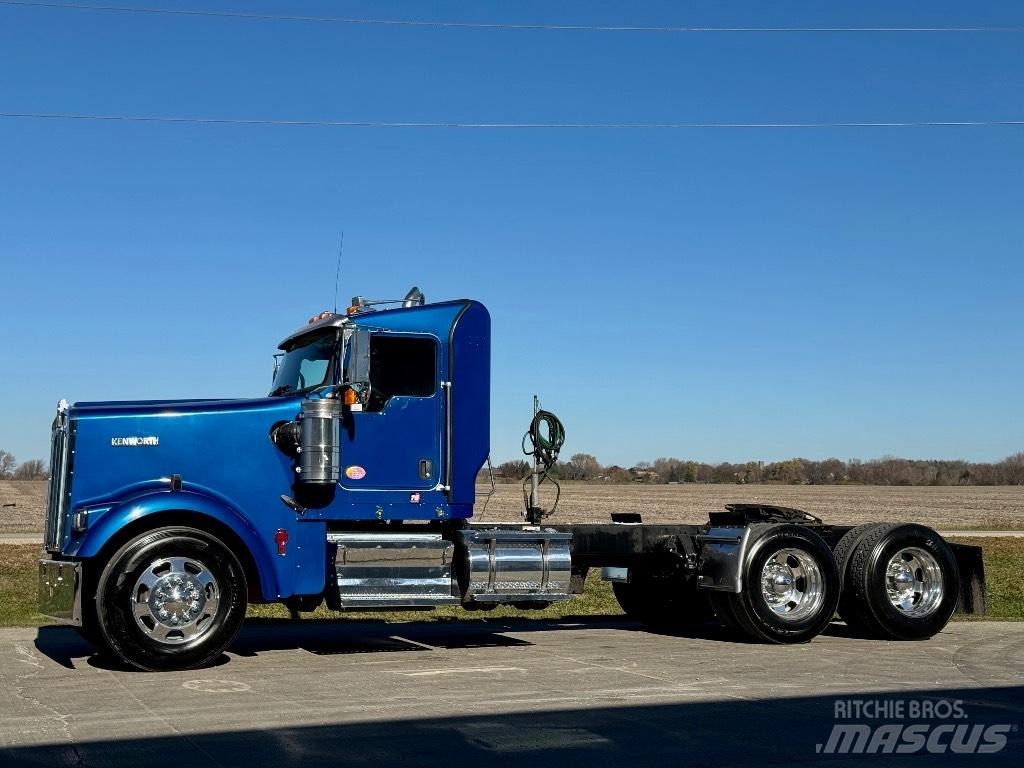 Kenworth W900 Tractor Units