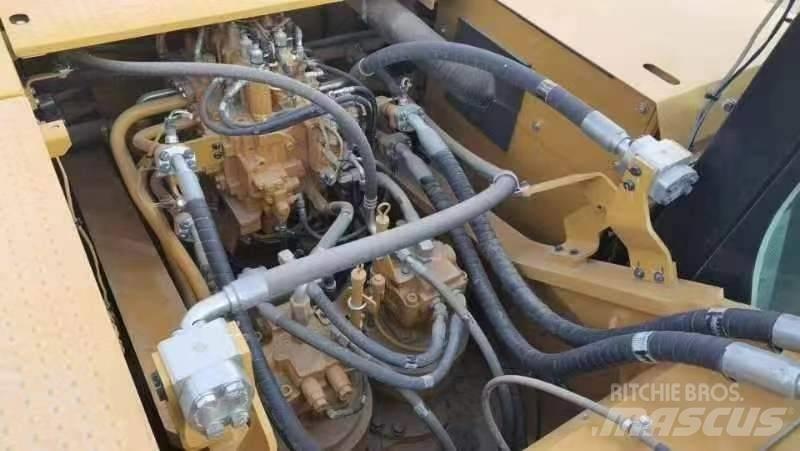 CAT 2022 CAT 350 Wheeled excavators