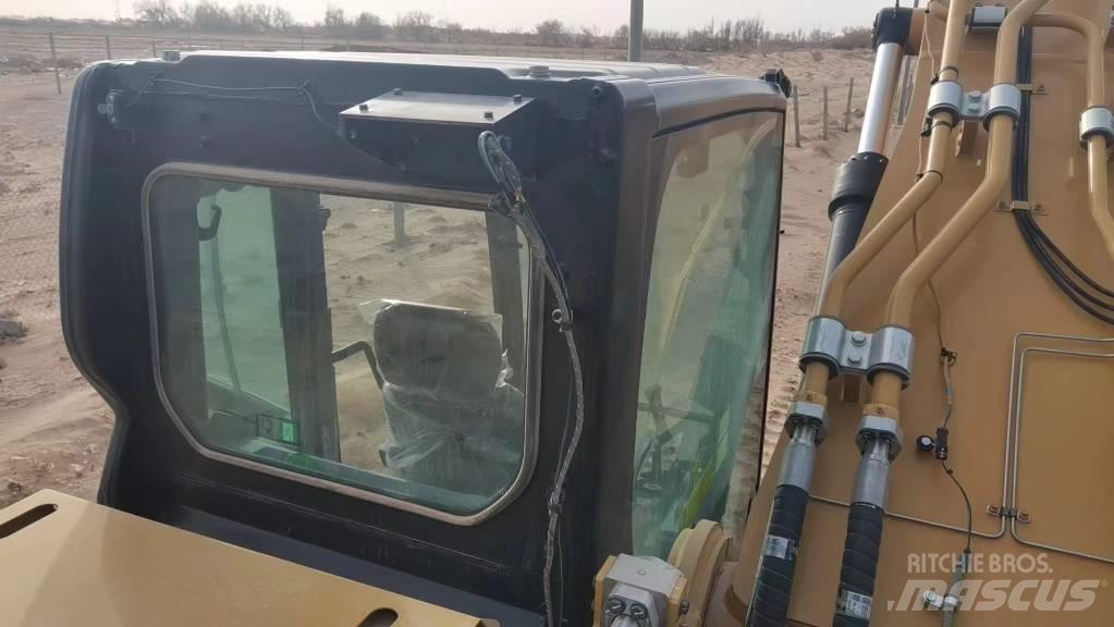 CAT 2022 CAT 350 Wheeled excavators