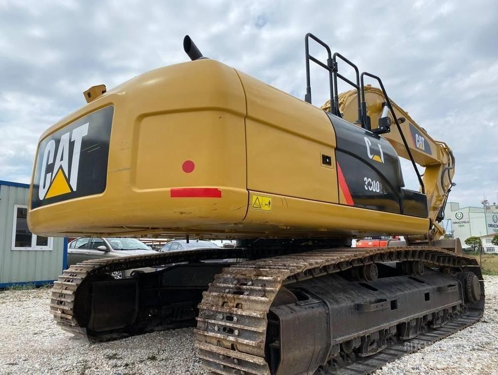 CAT 330D2L Crawler excavators