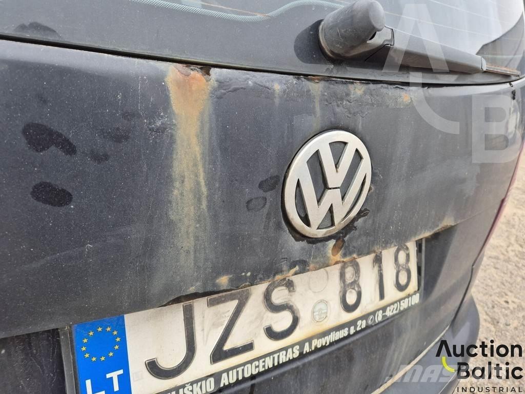Volkswagen Touran Cars
