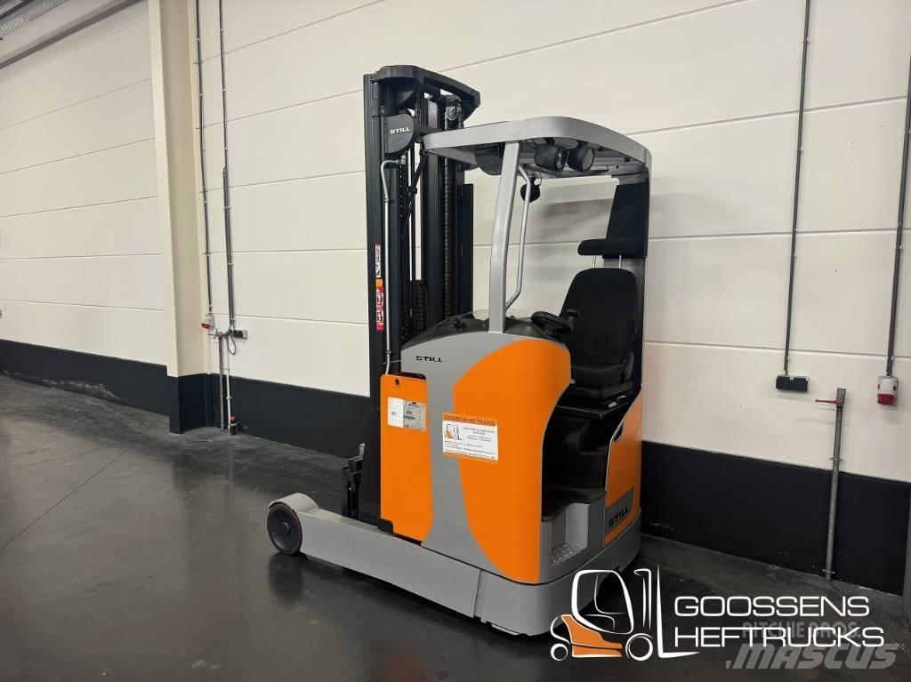 Still FMX 17 Reach trucks