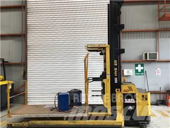 Hyster R30XMF2 High lift order picker