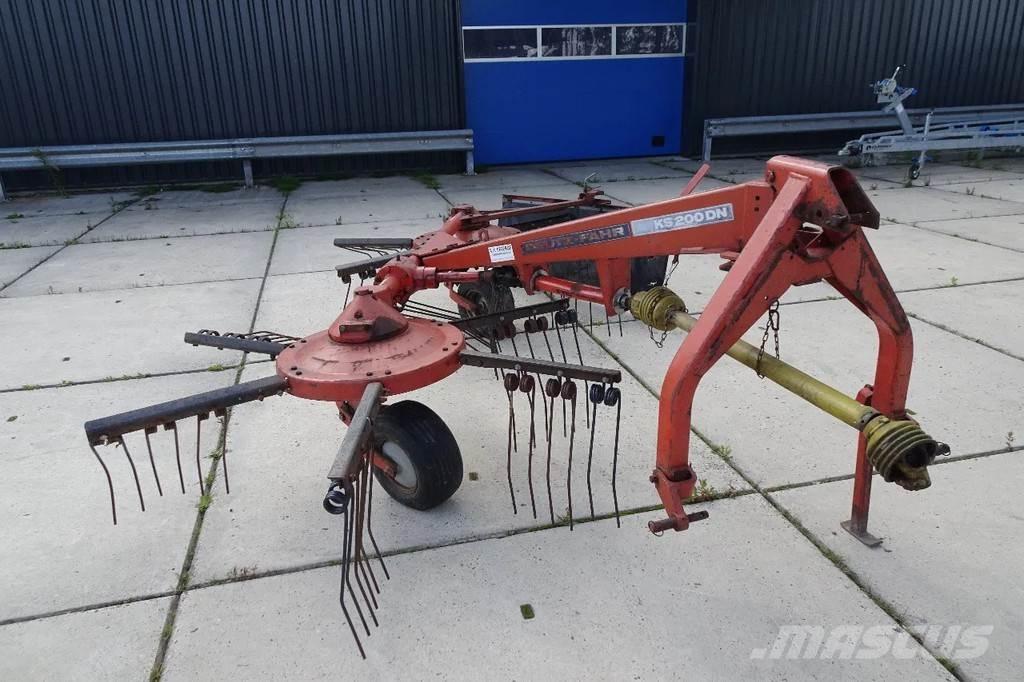 Deutz KS200DN hark Windrowers