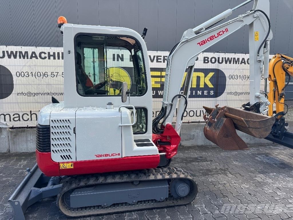 Takeuchi TB125 Mini excavators < 7t (Mini diggers)