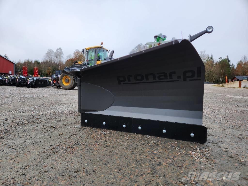 Pronar PUV 3300 Snow blades and plows