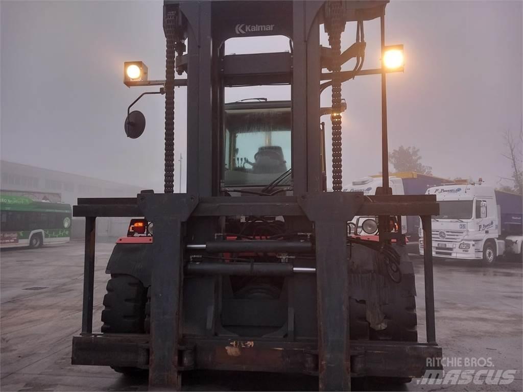 Kalmar DCD250-12 Diesel trucks