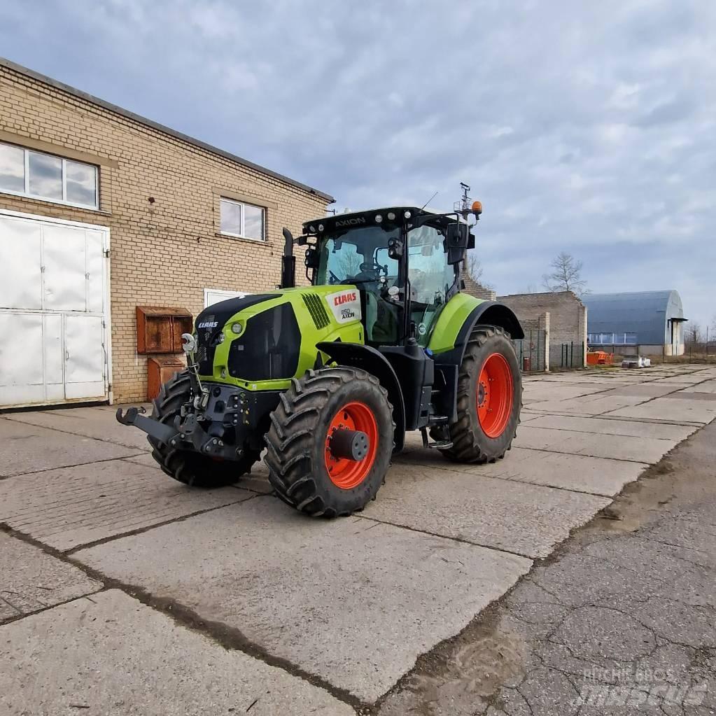 CLAAS Axion 850 Tractors