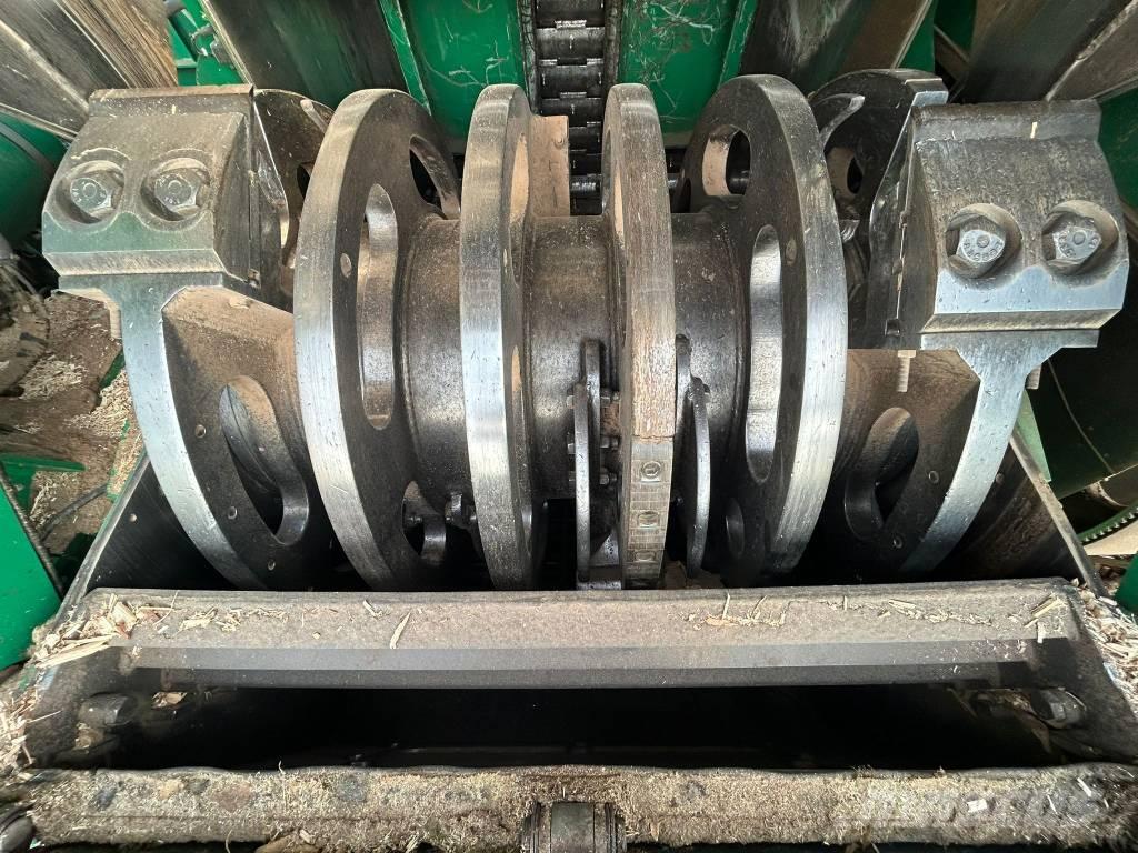 Albach Daimant 2000 Wood chippers