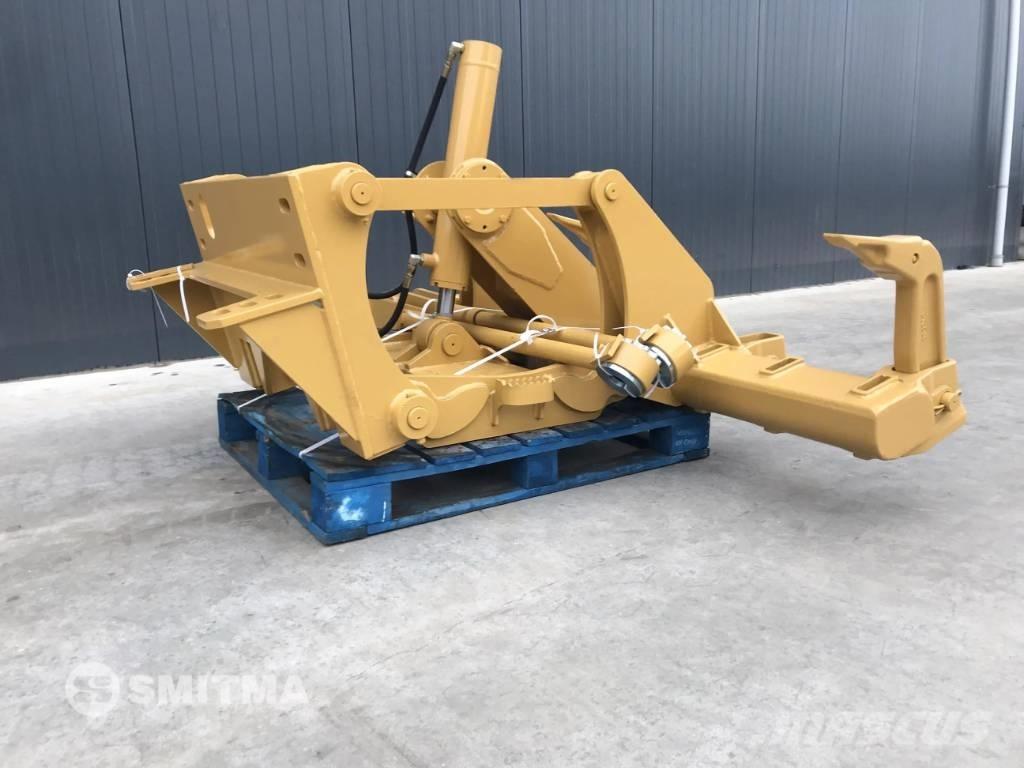 CAT 120H Scarifiers