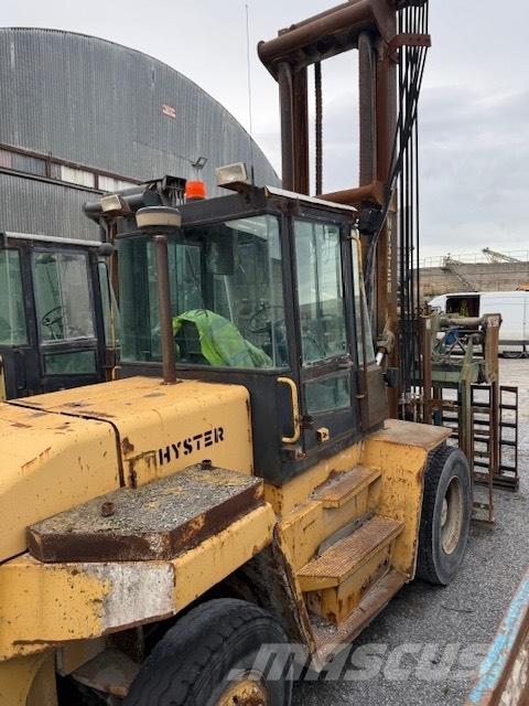 Hyster H 8.00 XL 5 Self propelled stackers