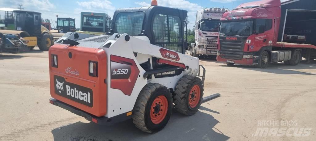 Bobcat S 550 Skid steer loaders