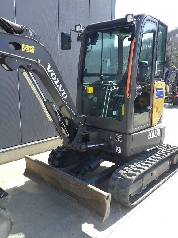 Volvo ECR 25 D Mini excavators < 7t (Mini diggers)