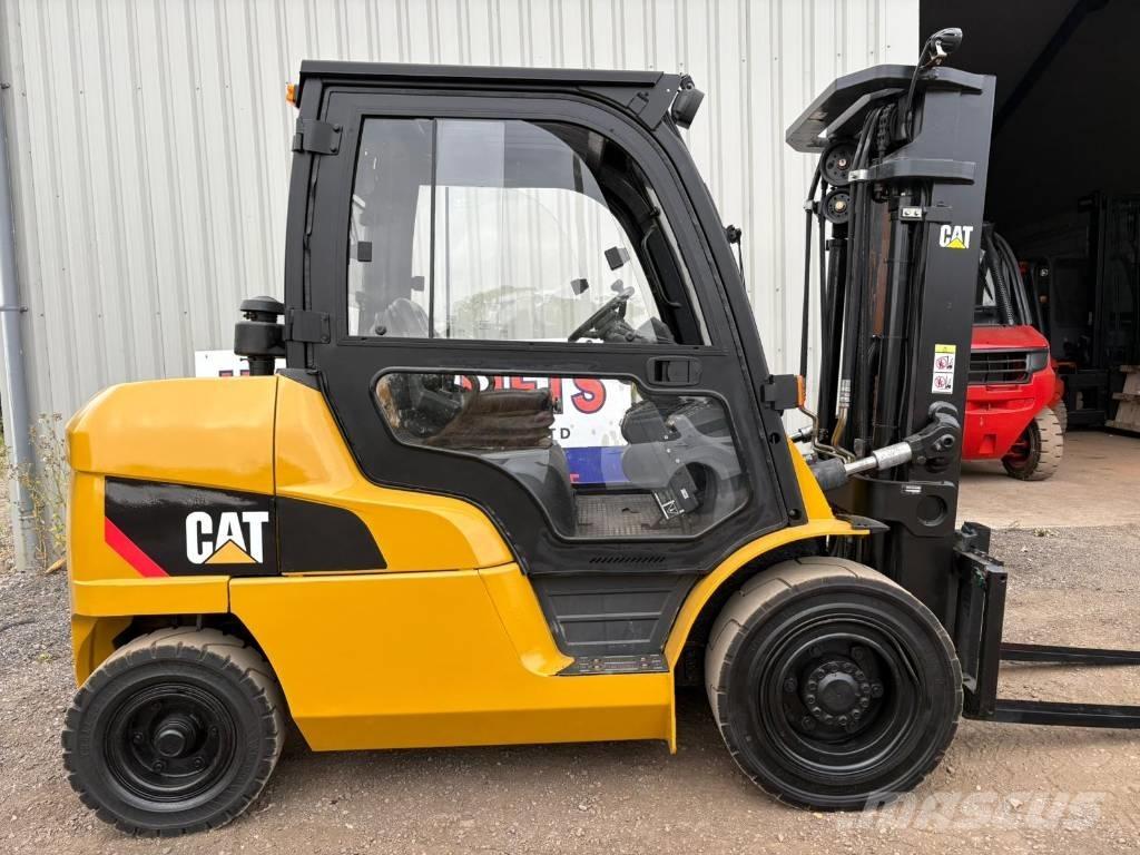 CAT DP45NT Diesel trucks