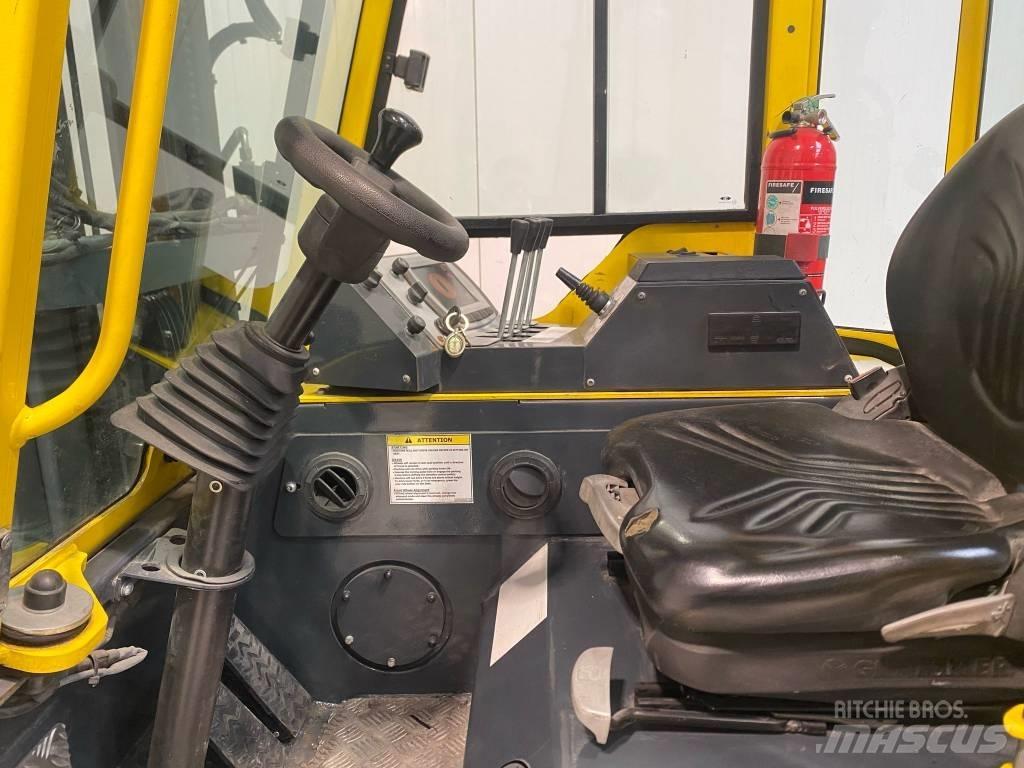 Combilift CBE2500 4-way reach trucks