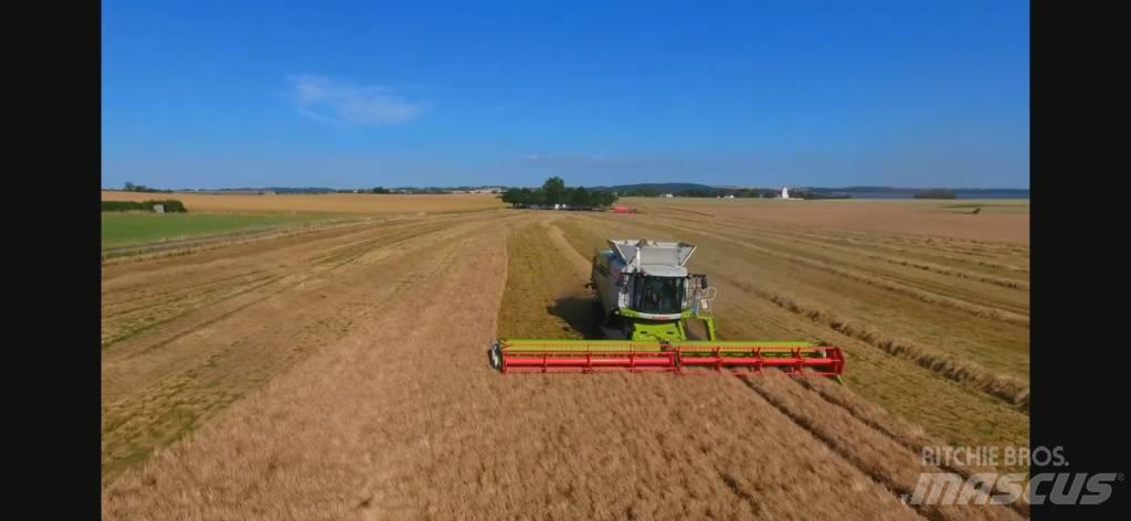 CLAAS Lexion 780 TT Combine harvesters