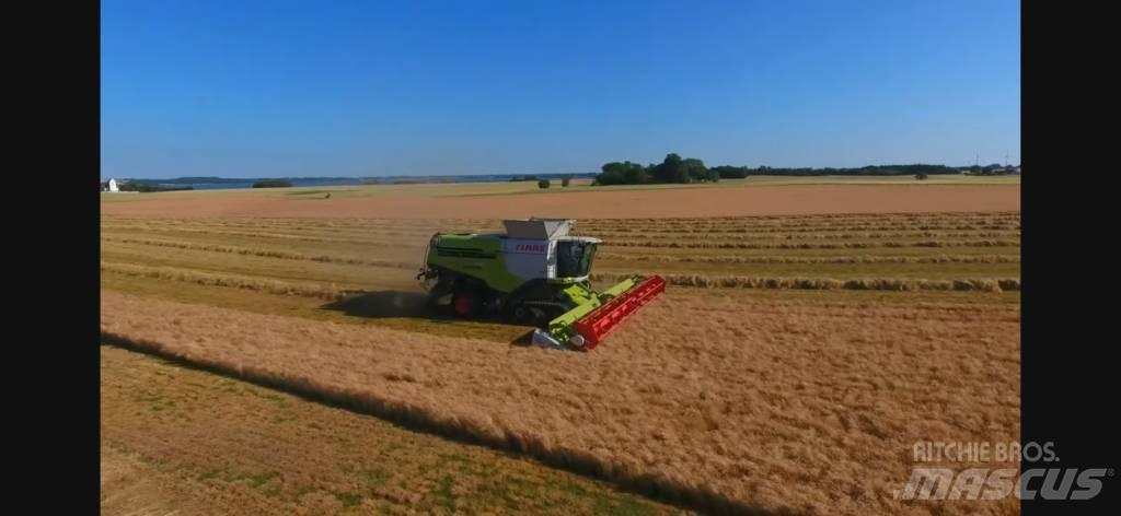 CLAAS Lexion 780 TT Combine harvesters