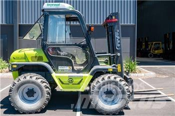 Agria TH350 Rough terrain trucks
