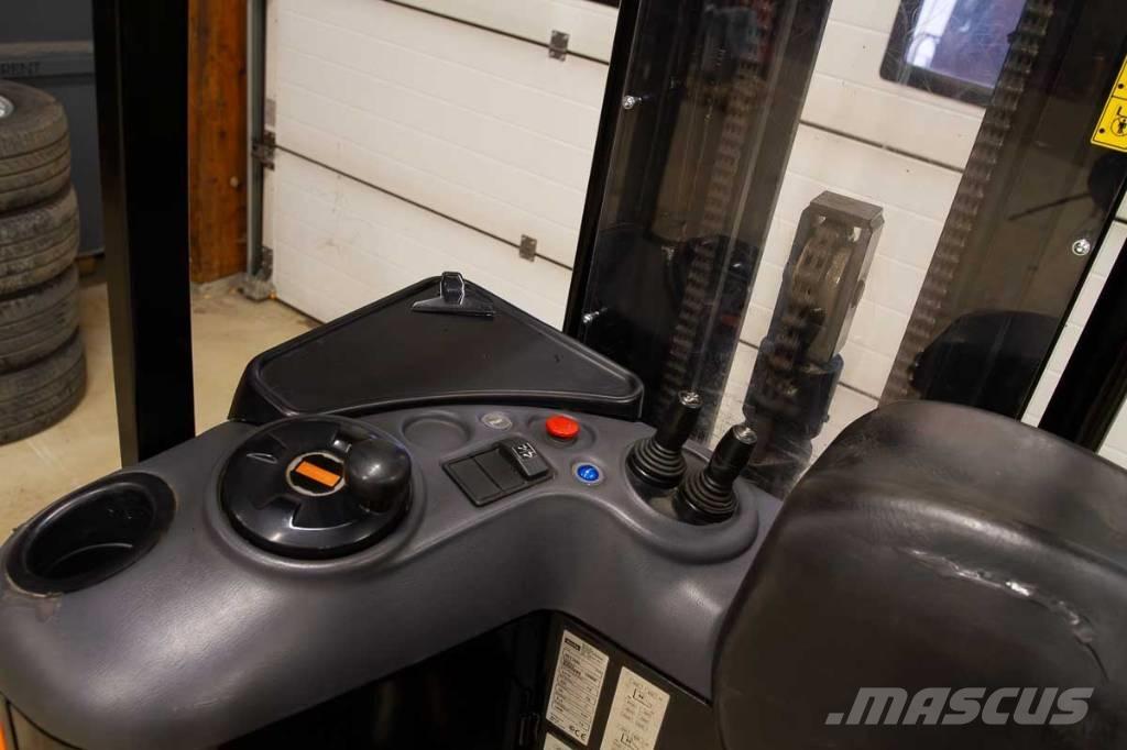 Rocla SST 16 AC Self propelled stackers