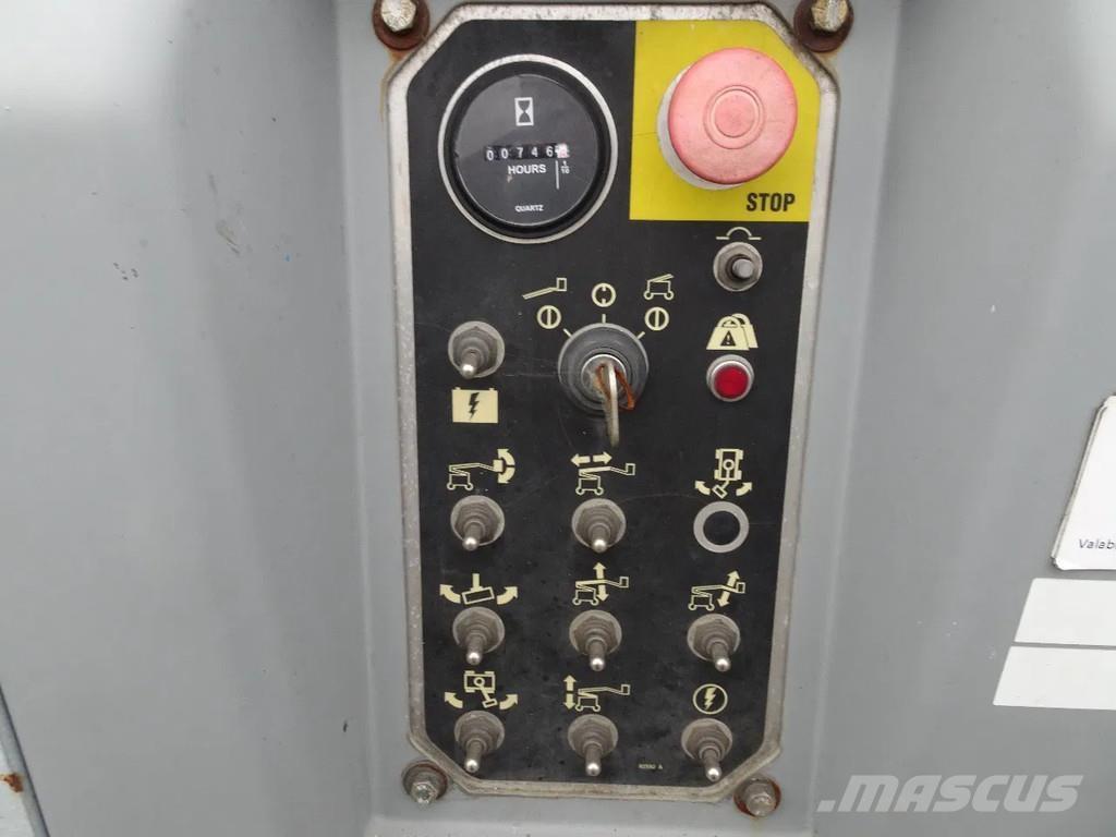 Genie Z34/22N Articulated boom lifts