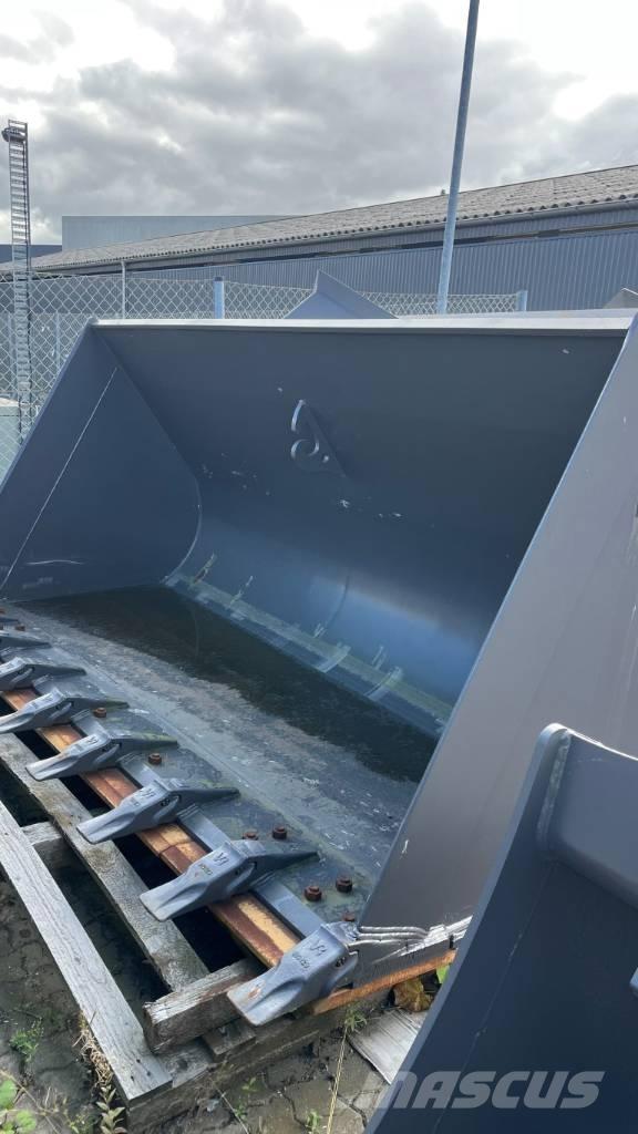  KST Skovl/Bucket Buckets