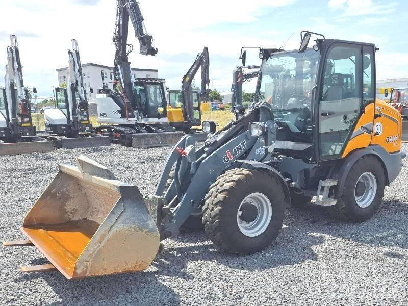 Giant G 5000 X-Tra Skid steer loaders