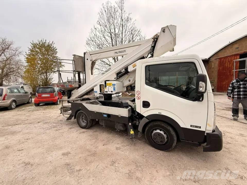 Palfinger P 240 A Truck & Van mounted aerial platforms
