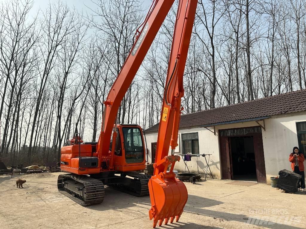 Doosan DX 160 LC Crawler excavators