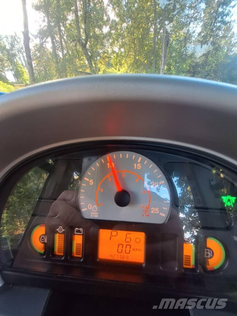 Challenger MT 775 E Tractors