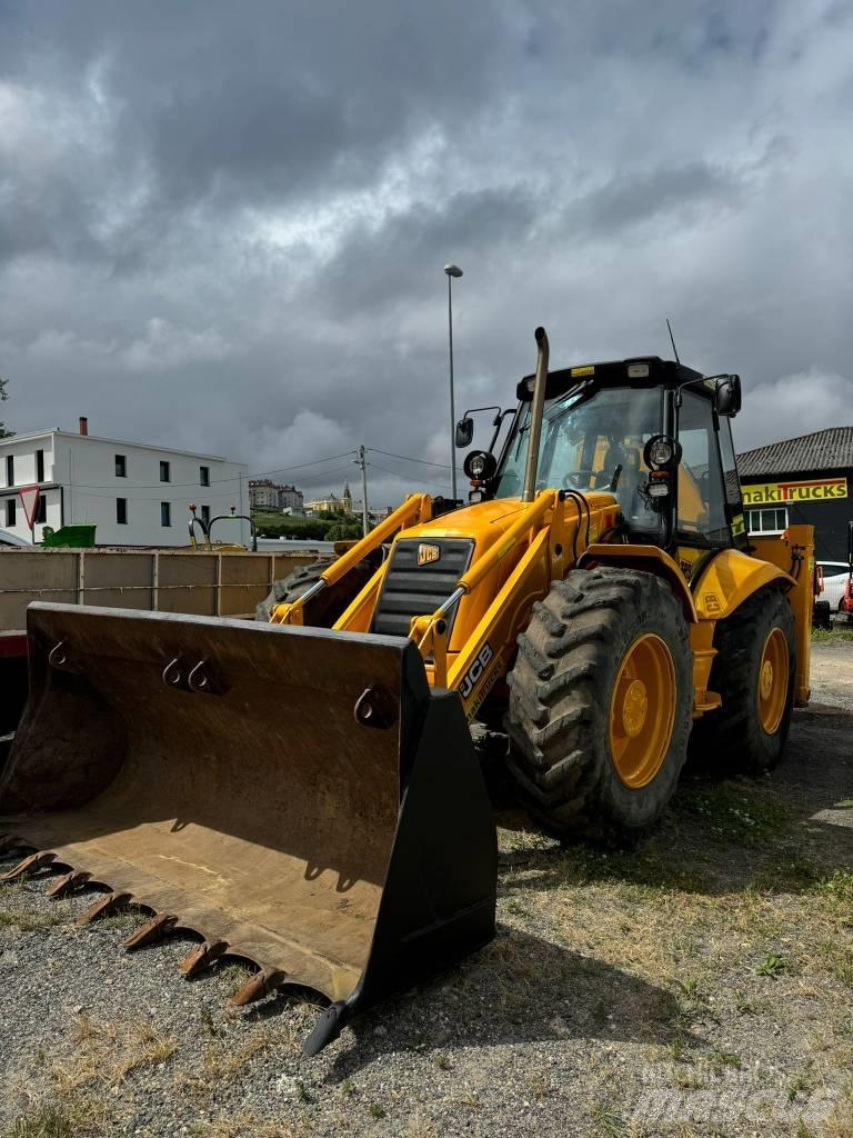 JCB 4 CX Backhoe loaders