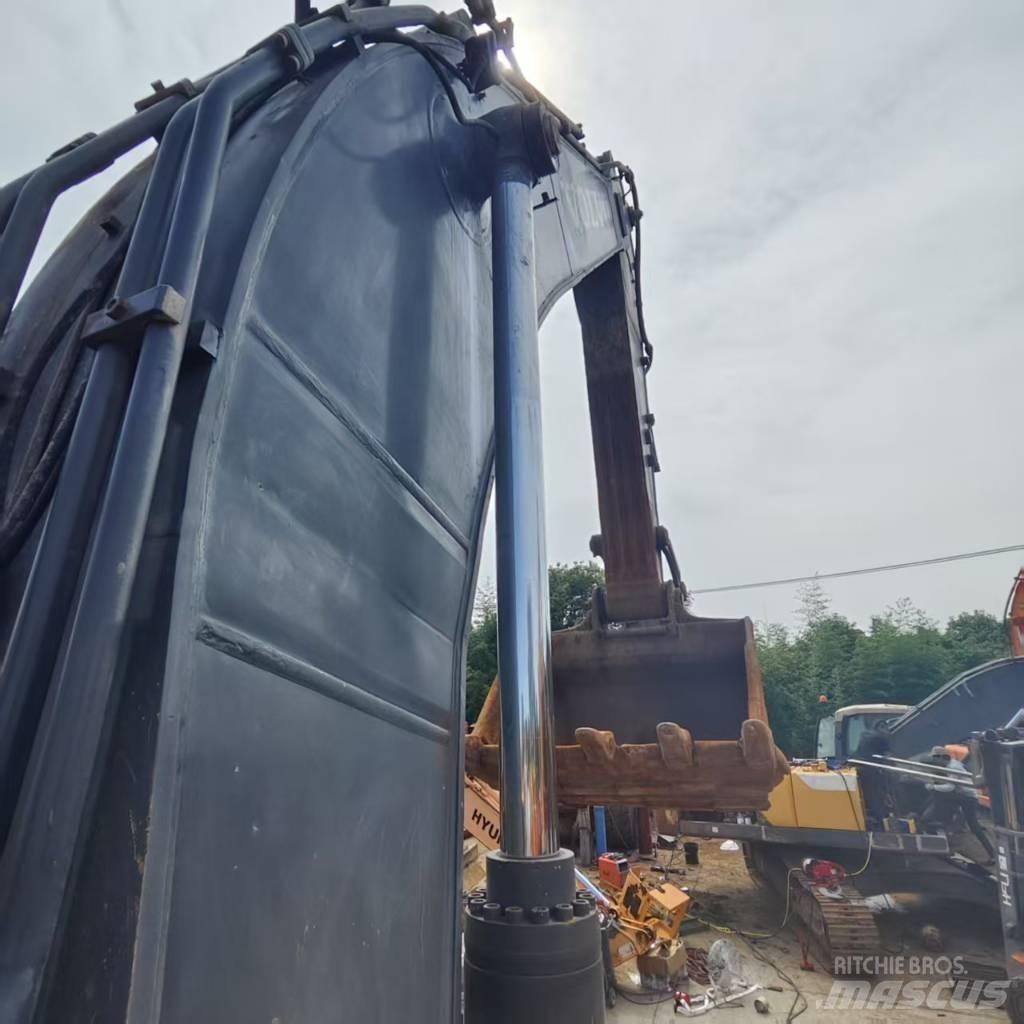 VOVLO EC480DL Crawler excavators