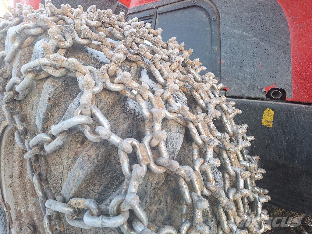 Komatsu 951 Harvesters