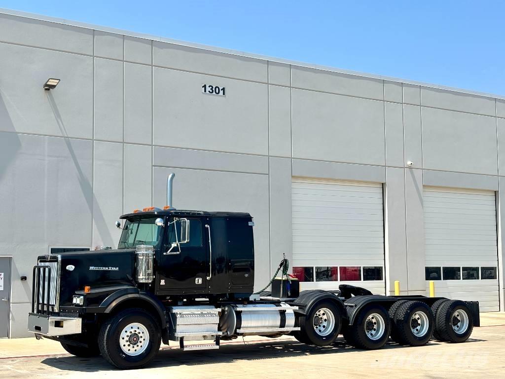 Western Star 4900 SA Tractor Units