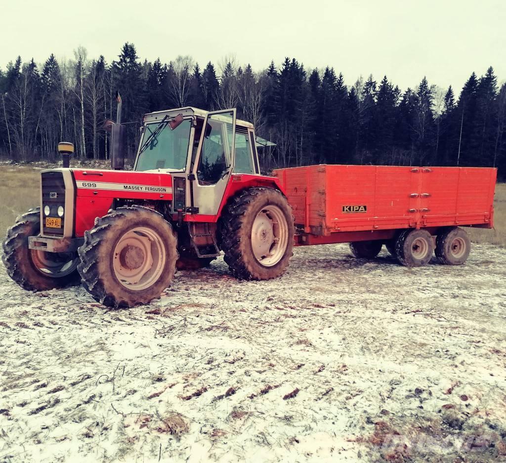Massey Ferguson 699 Tractors