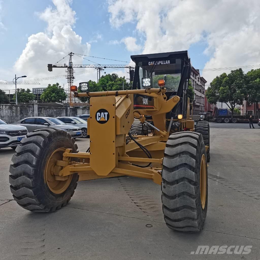 CAT 140k Graders