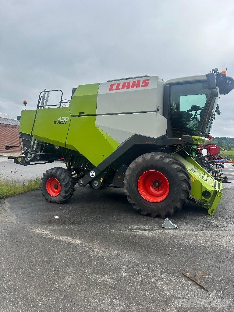 CLAAS Evion 430 Combine harvesters