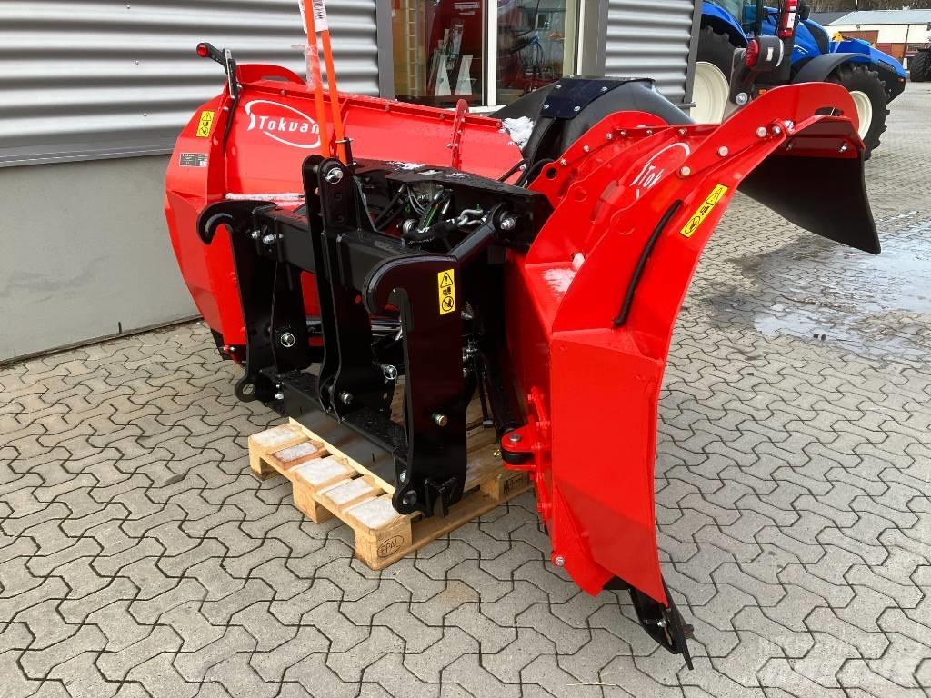 Tokvam VT320 Snow blades and plows
