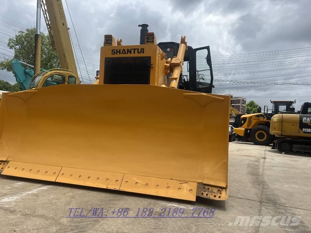 Shantui SD 32 Crawler dozers