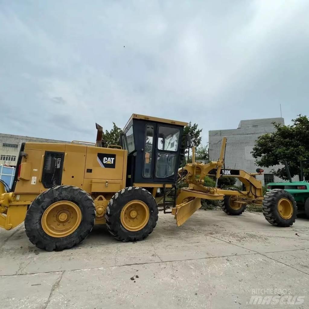 CAT 140 K Graders