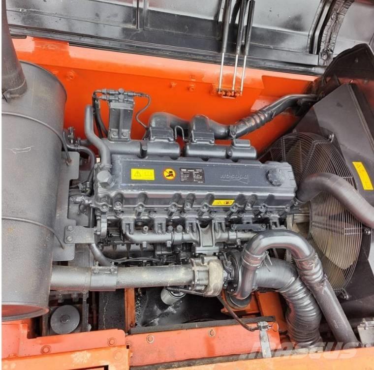 Doosan DX 340 LC Crawler excavators